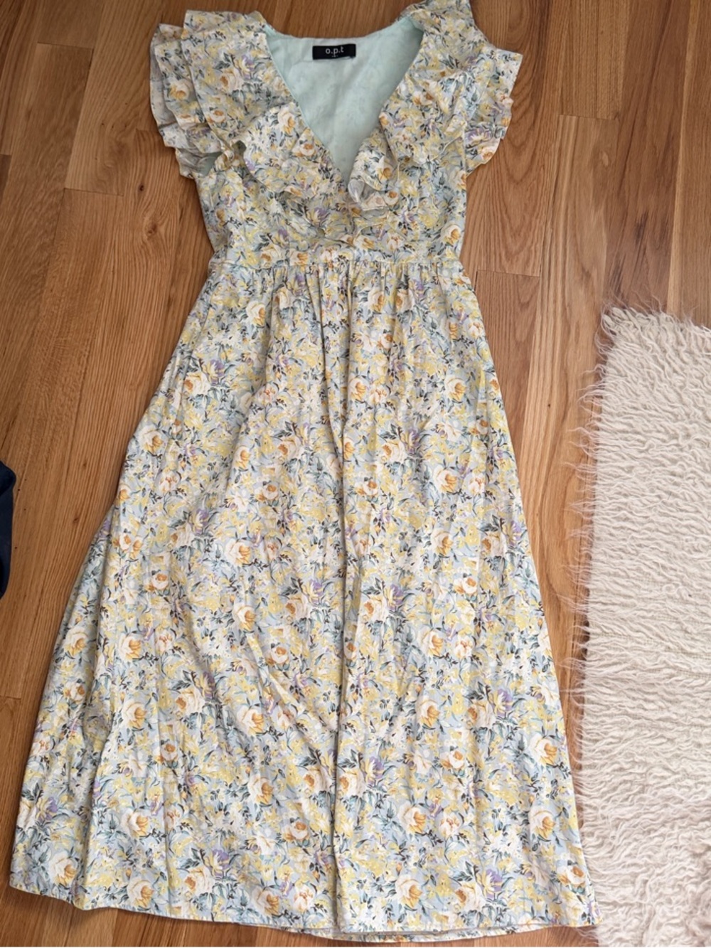 OPT Floral Ruffle V-Neck Midi Dress in Pastel Yellow, size small